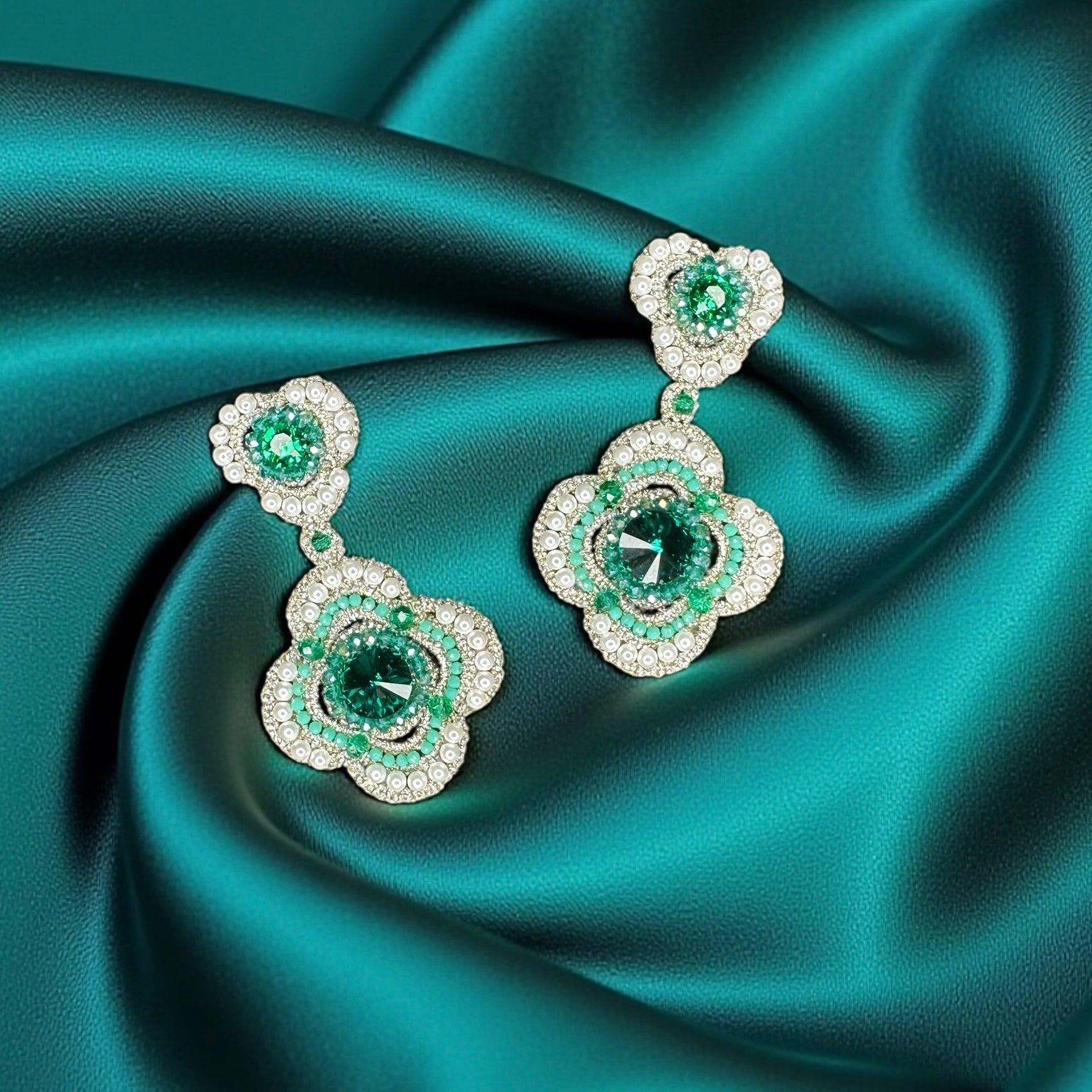 Orecchini A Cuffia In Argento 925 Con Foglia Verde Oliva – Ipoallergenici, Delicati E Brillanti Per Donne