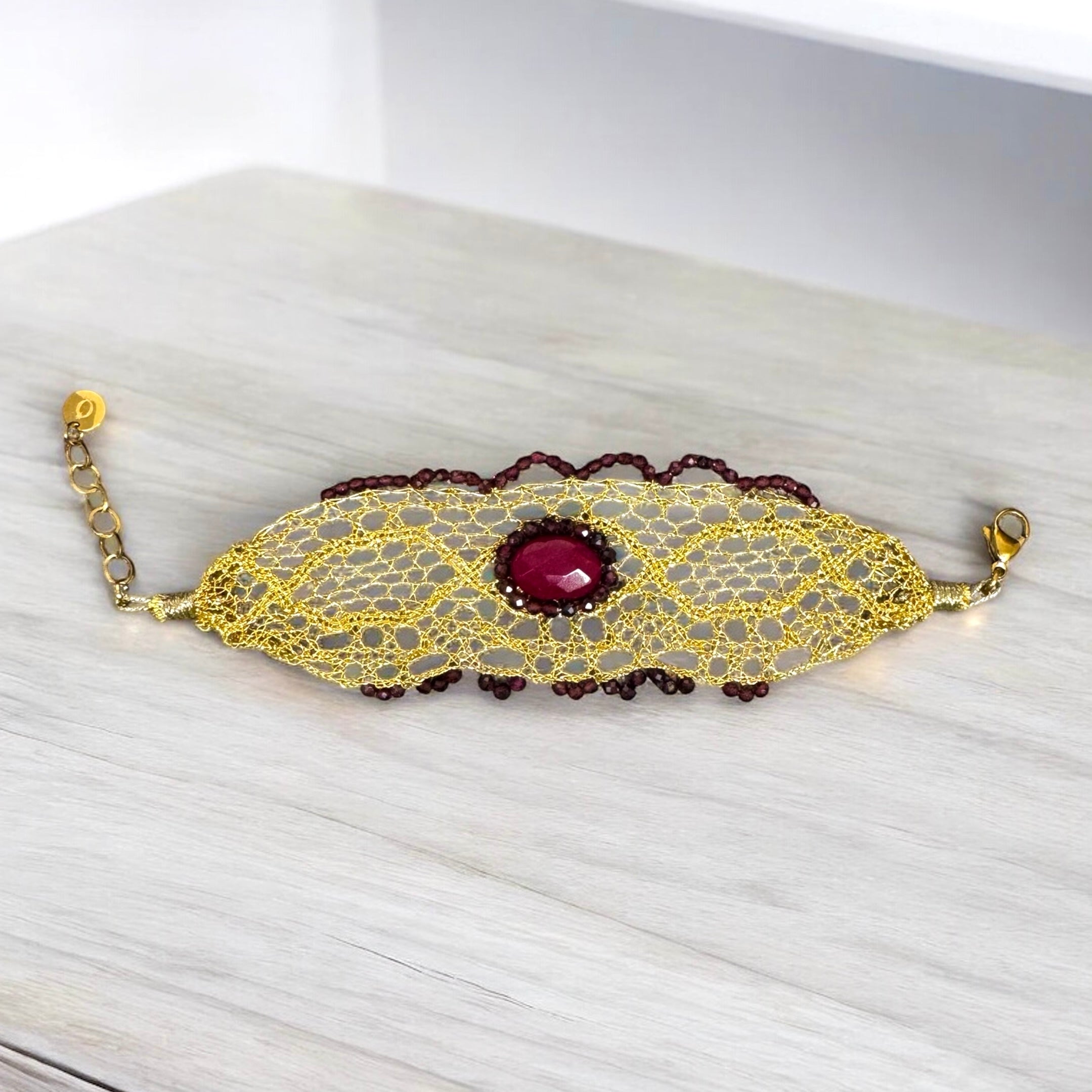 Lolita Armband Burgund