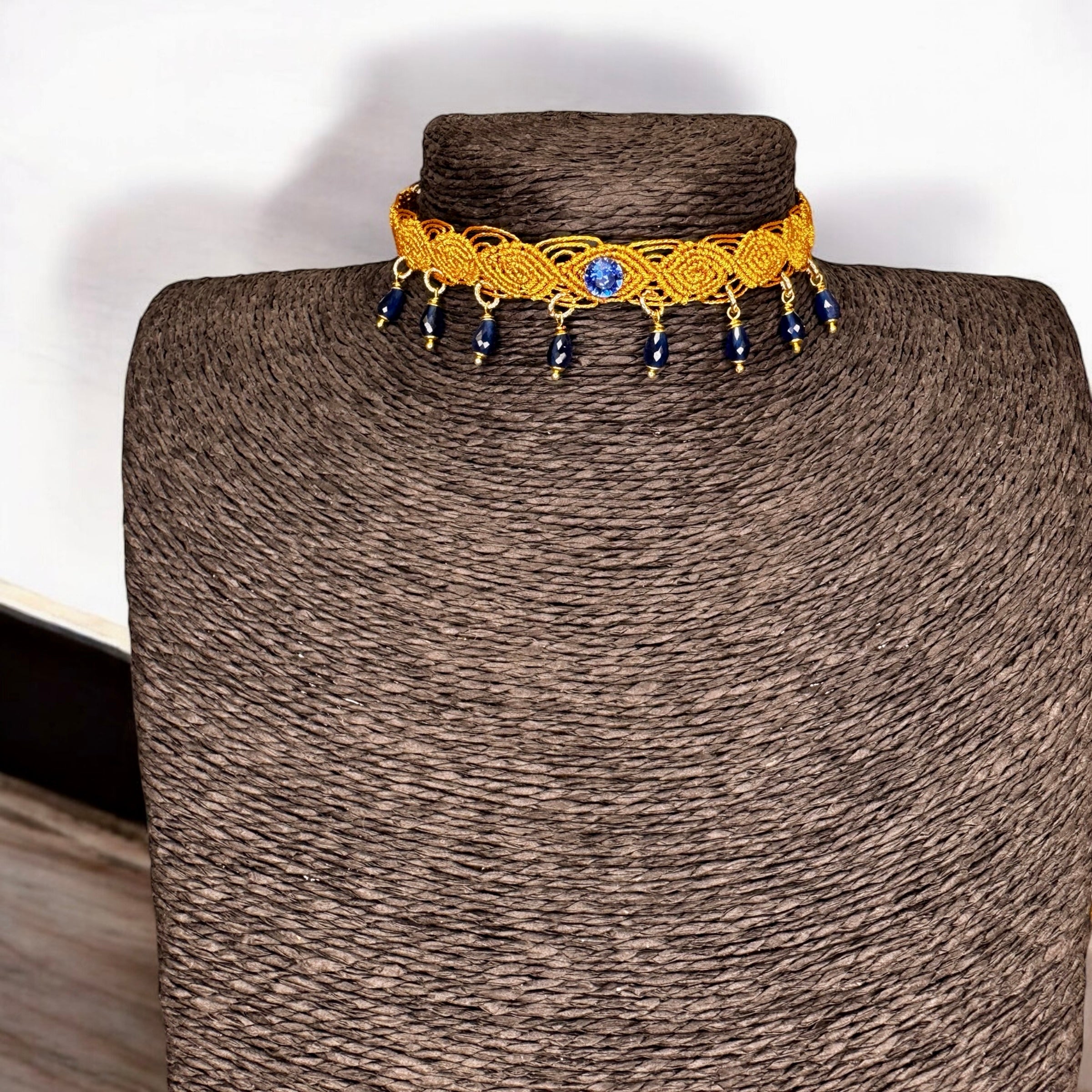 Makramee-Halsband
