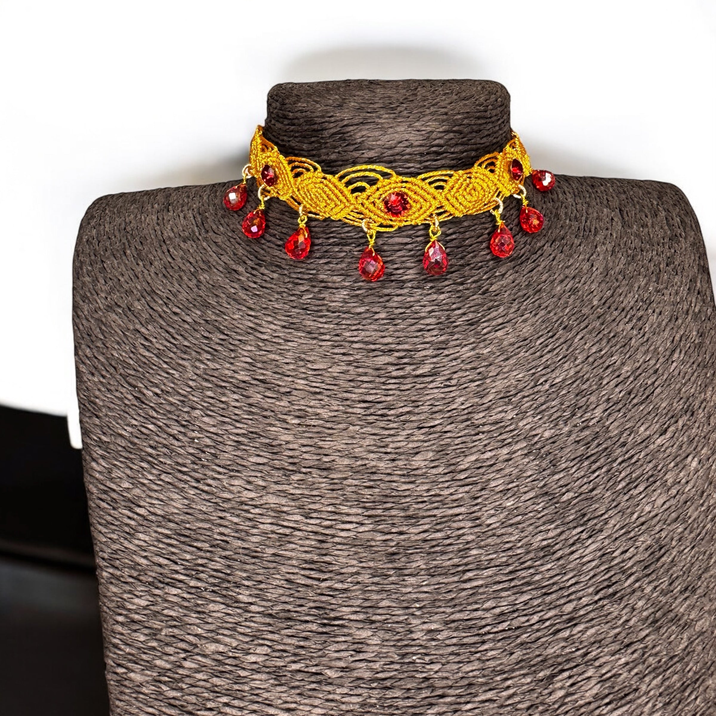 Makramee-Halsband