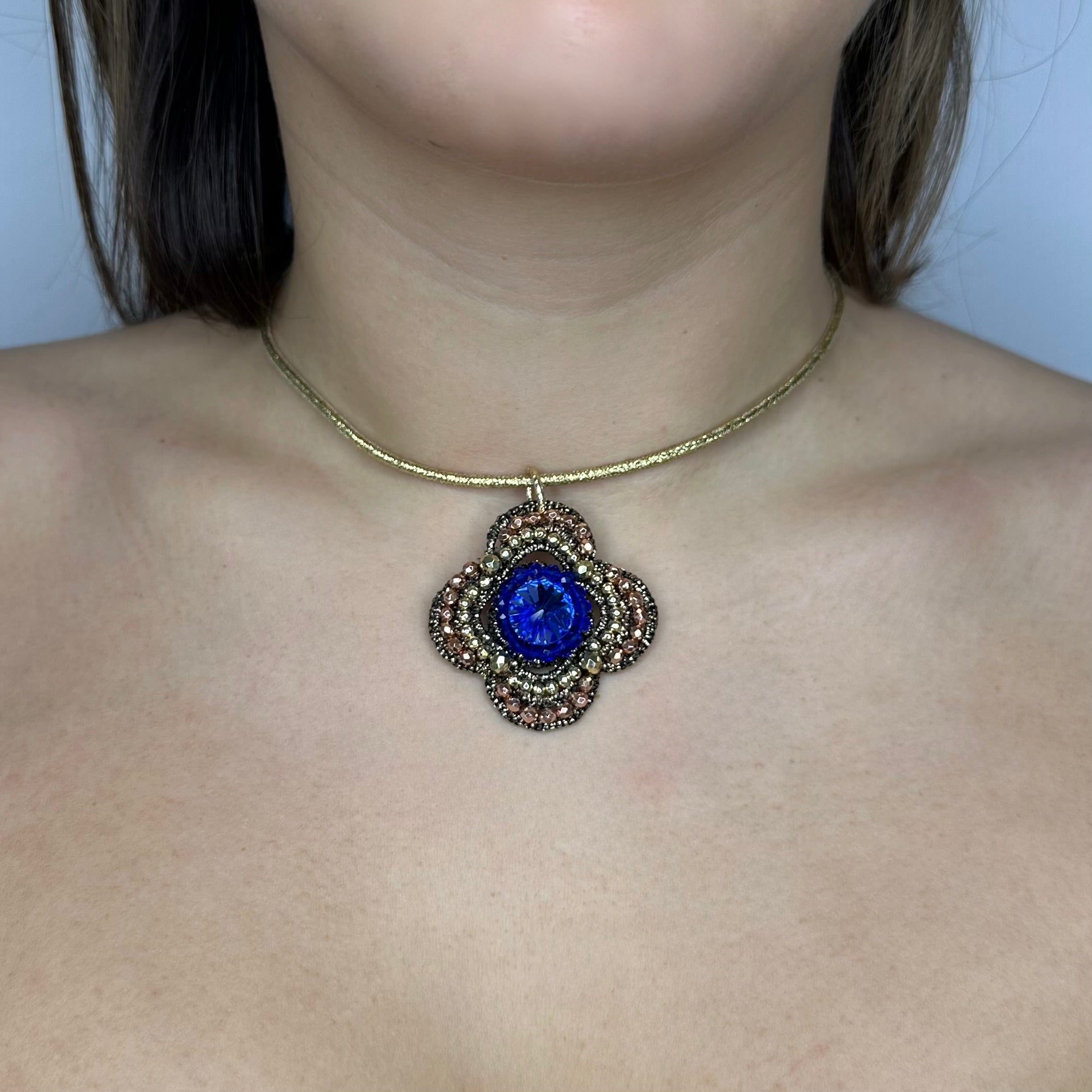 Collana Madeira blu