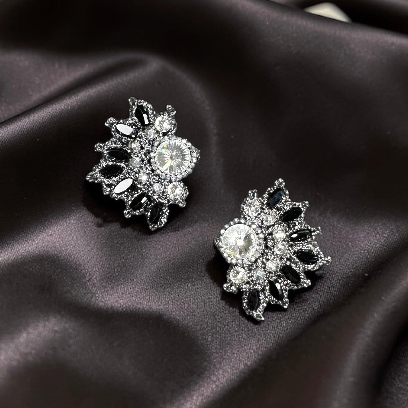 Orecchini a bottone Miró