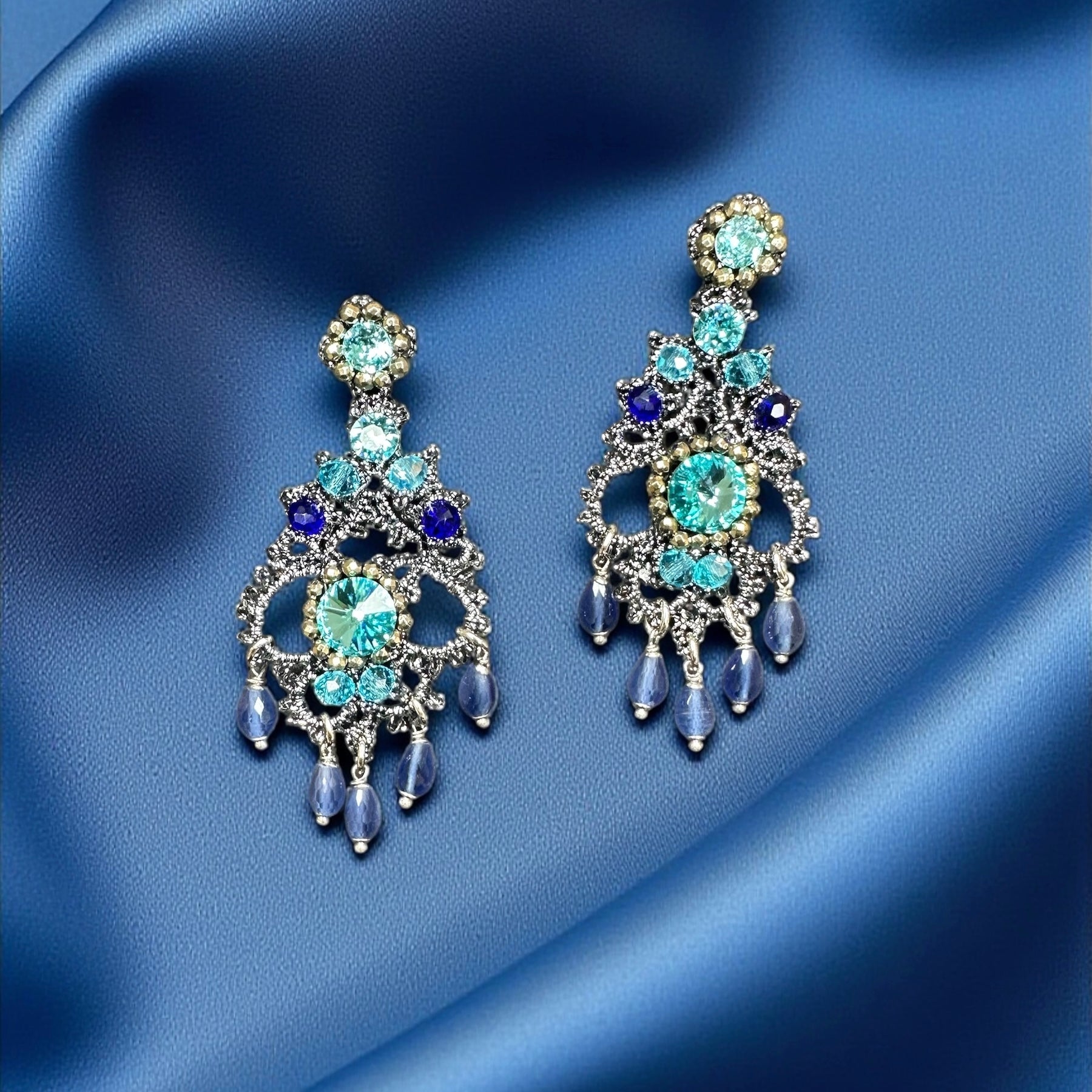 Orecchini Gioielli Collana Dallo Stile Chic E Classico Incastonati In Diaspro Imperiale Blu E Acciaio Inossidabile 3701707000078 Orecchini Gioielli Collana Dallo Stile Chic E Classico Incastonati In Diaspro Imperiale Blu E Acciaio Inossidabile 3701707000078