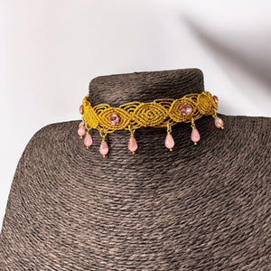 Macrame choker